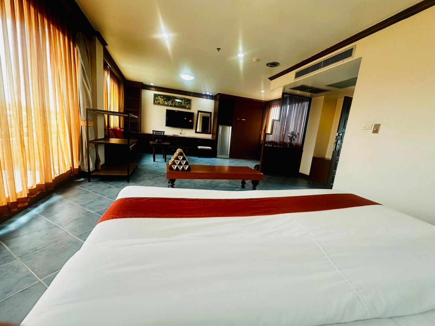 Готель Hua Hin Loft Екстер'єр фото